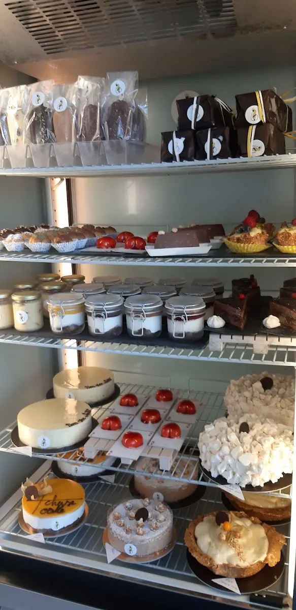 Interno della gelateria l'Ape Regina a Calcinato